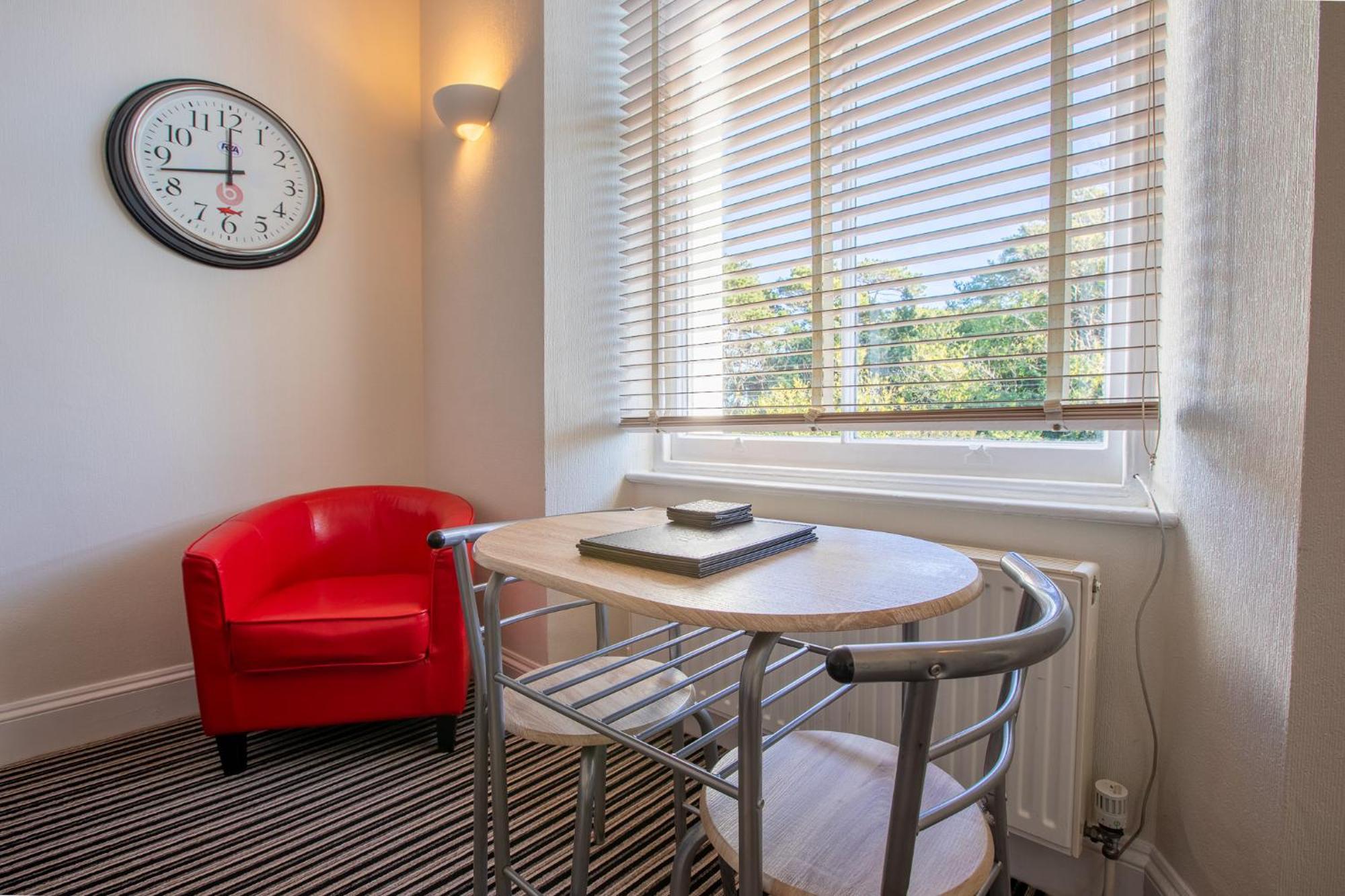 Cosy Flat In Victorian Villa- Parking & Garden Torquay Exterior foto